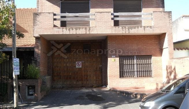 Alquiler de Gran Local en Victoria Centro, Apto Comercial o Uso Profesional - 5