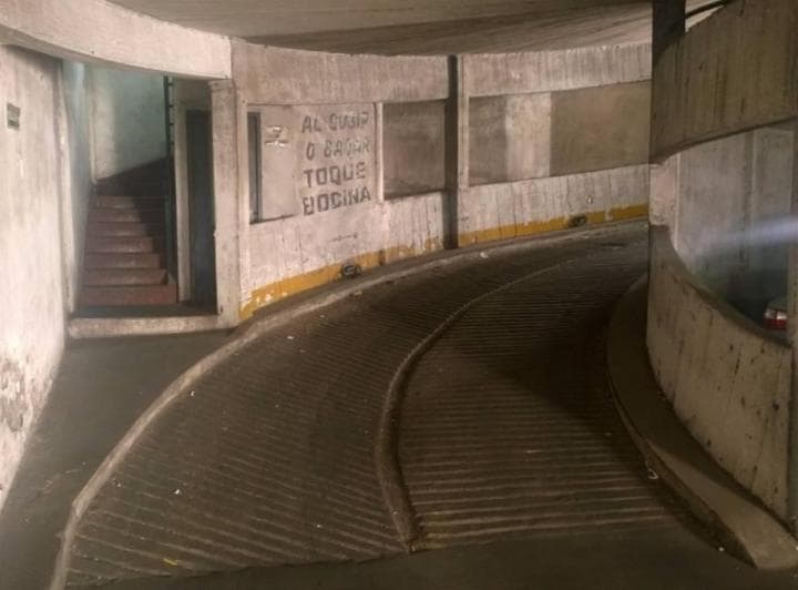Venta de Cochera en Zona Liniers Pje. Angel Roffo 7059 - 5