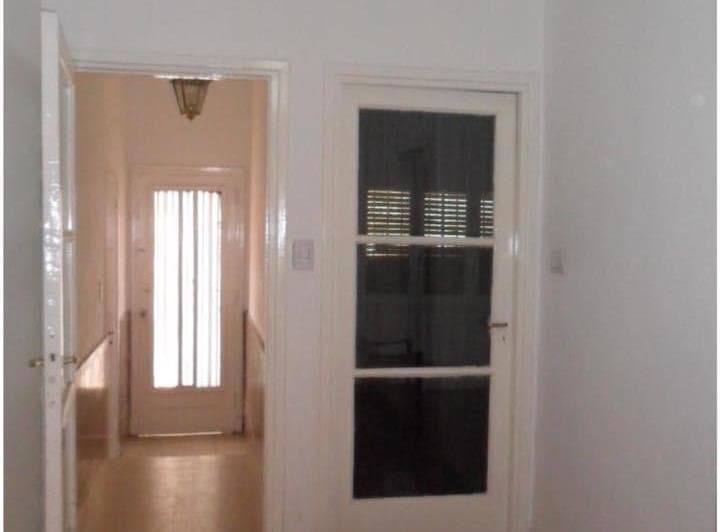 Casa Lote Propio de 5 Amb con Amplia Terraza, Cochera y Subsuelo - 2