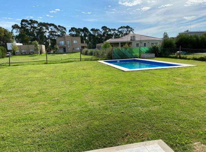 Alquiler Hermosa Casa en Canning con Pileta - Barrio Santa Inés 1 - 2