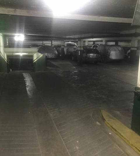 Cochera Cubierta en San José Al 700 - 2