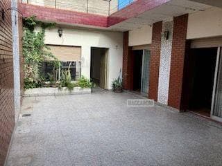 Casa 5 Ambientes. | Jos Enrique Rodo Al 5800 - 5