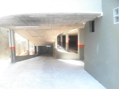 Alquiler o Venta - Cochera Fija 2do Piso - Quilmes - 4