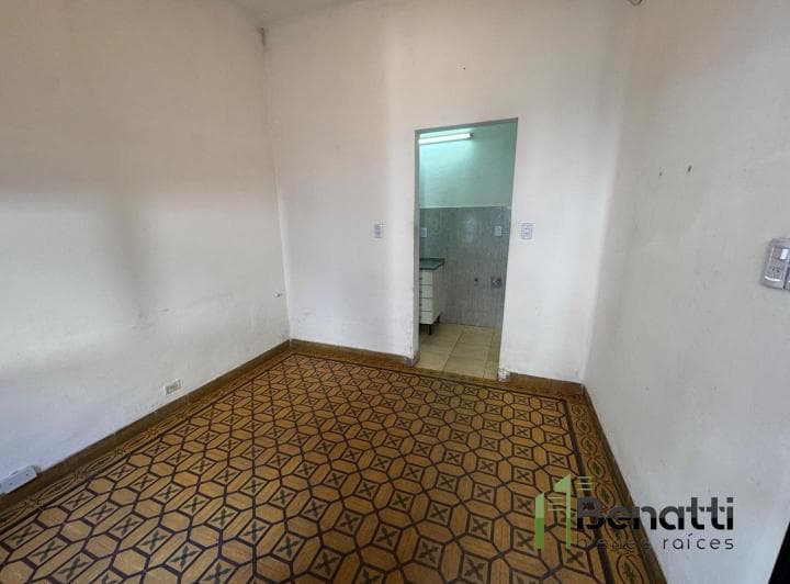 Departamento 2 Ambientes en Pb con Cochera en Alquiler - 2