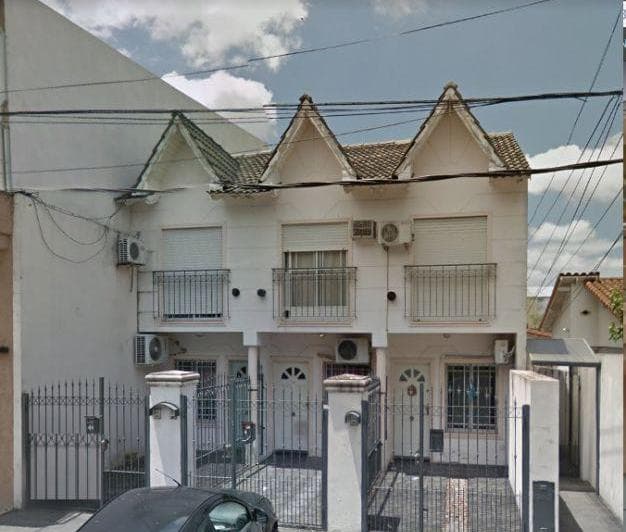 Duplex 3 Ambientes con Cochera Escucha Oferta - 2