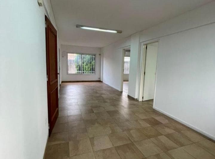 Oficina Comercial de 32 m² con 2 Oficinas en Alquiler en Morón - 3