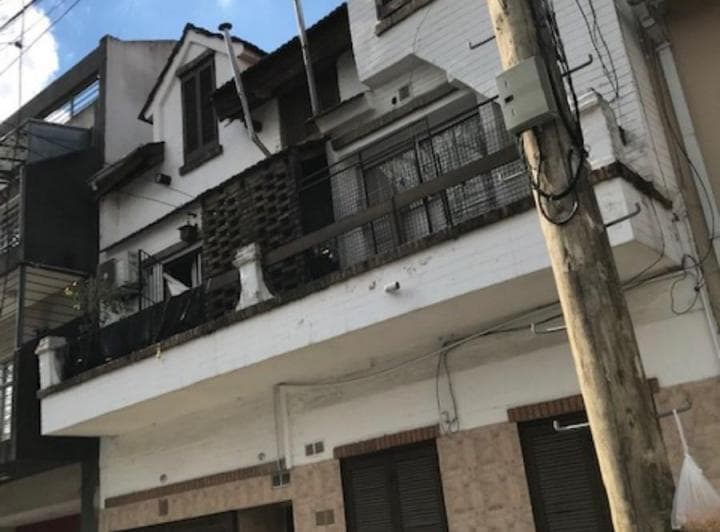 Venta en Block con Renta - 17 Departamentos 1,2,3 y 4 Amb - Versalles - 2