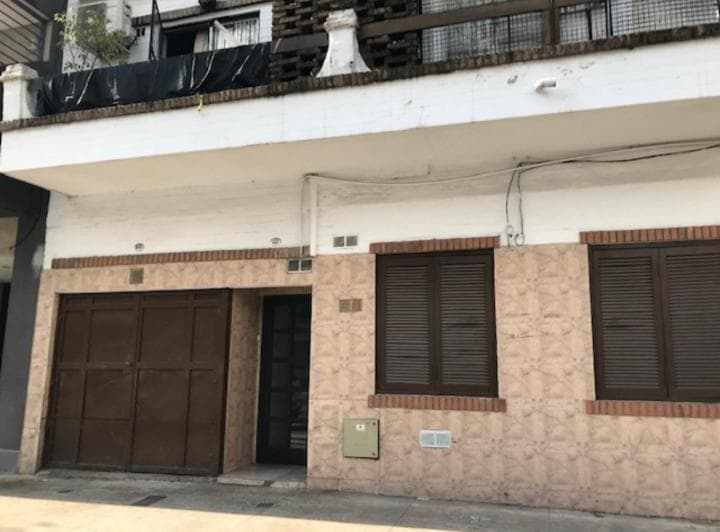 Venta en Block con Renta - 17 Departamentos 1,2,3 y 4 Amb - Versalles - 4