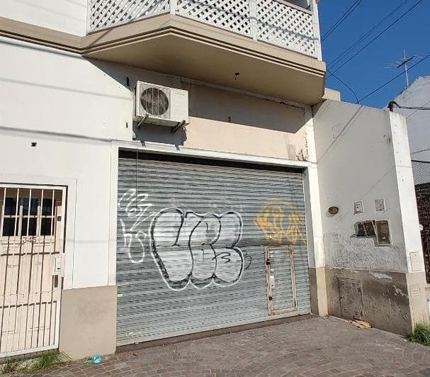 Muy Buen Local Comercial de 35 m² Aprox Sobre Av - 2