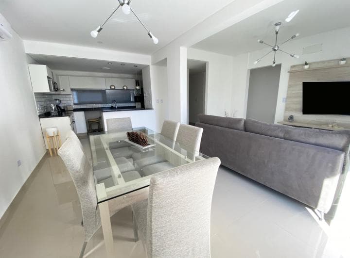 Departamento de 3 Amb./cochera Zona Residencial y Céntrica de Ramos Mejía - 2