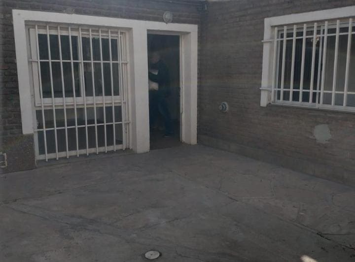 Oportunidad Villa Allende Centro 3 Locales + Casa Interna. Rec Menor - 2