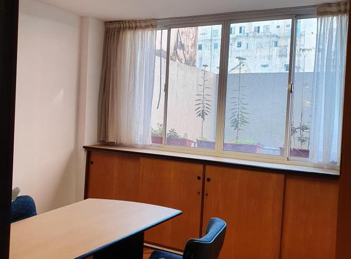 Callao y Corrientes. Excelente Oficina 35 m² Muy Luminoso y Tranquilo. - 3