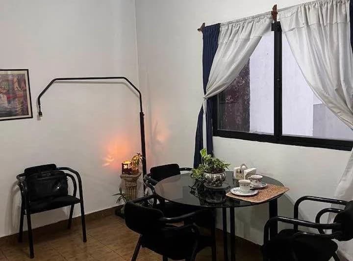 Departamento de Tres Ambientes. Buena Ubicación - 3