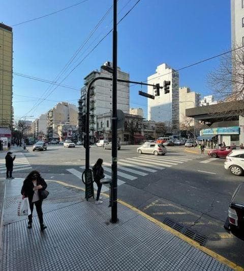 Local Comercial de 18 m² en Galeria Av La Plata y J. B. Alberdi en Caballito en Venta - 5