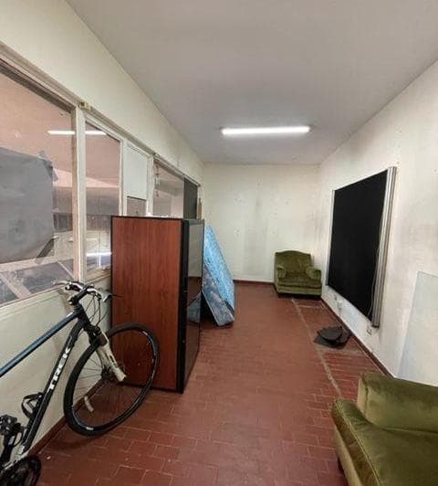 Local Comercial de 18 m² en Galeria Av La Plata y J. B. Alberdi en Caballito en Venta - 3