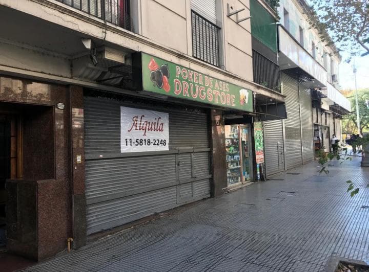 Locales - a La Calle - Once, Capital Federal - 4