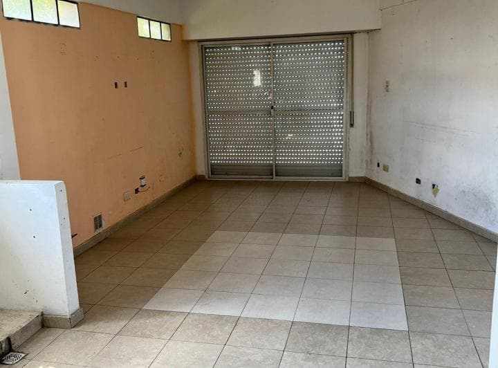 Venta de Departamento en Burzaco: 3 Ambientes con Cochera - 5