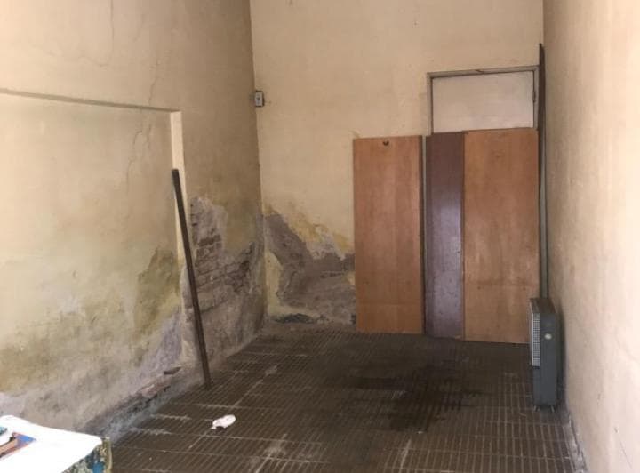 Casa 3 Ambientes a Reciclar - Sobre Lote Propio 8.66x27.50. - 5