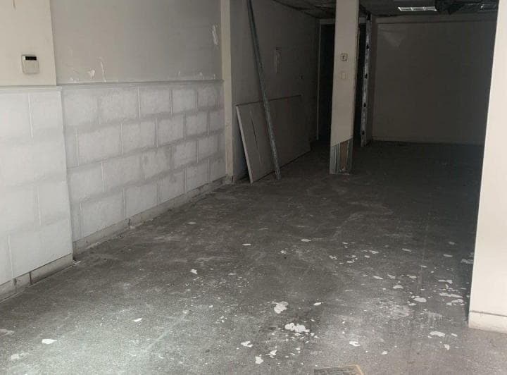 Local. | Gomez, Valentin Al 3400 - 3