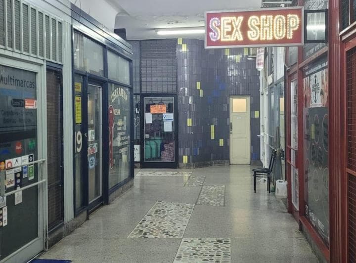 Oportunidad! Local en Av Santa Fe Inmejorable Ubicación! - 5