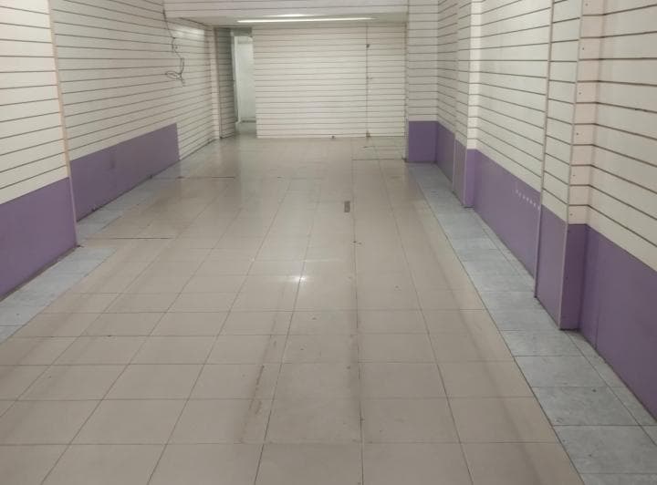 Local en Venta de 750 m² en Once - 4
