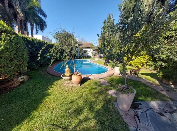 Casa en Alquiler con Quincho y pileta"Apto Profesional / Comercial", Villa Morra, Pilar - 4