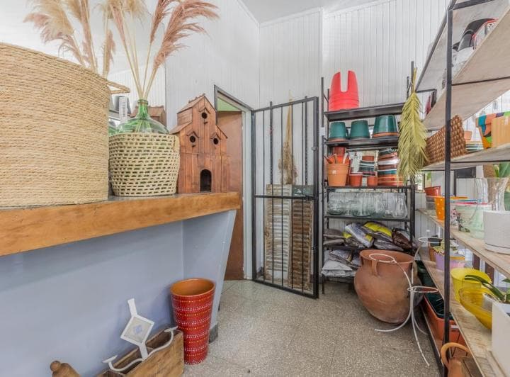 Local - San Telmo - Local a La Calle con Subsuelo 183,82 m² Totales. - 4