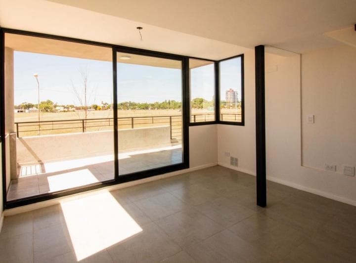 En Venta a Estrenar PH de Dos Dorm. con Terraza y Parrillero a m del Río - 2