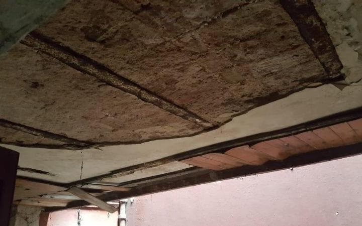 Lote Propio, 2 Unidades a Refaccionar - 4