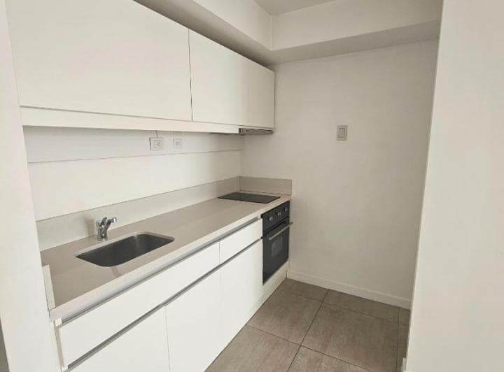 Alquiler - Mono Ambiente con Cochera Edificio con Amenities - 4