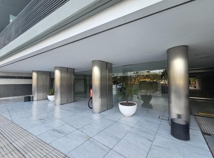 Alquiler - Mono Ambiente con Cochera Edificio con Amenities - 2