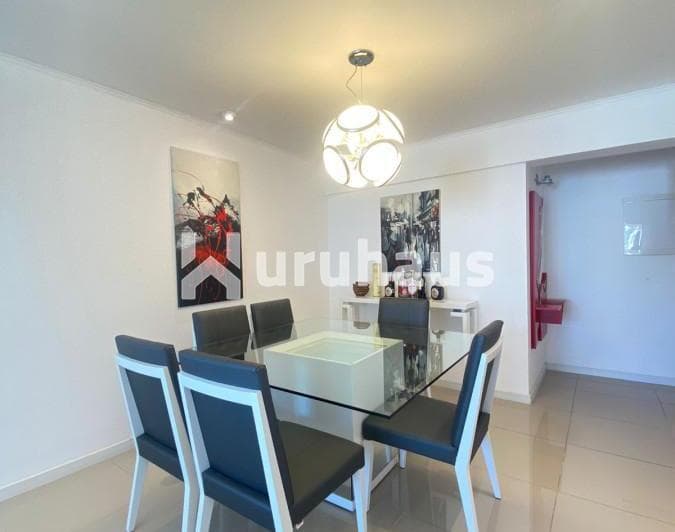 Venta Apartamento Dos Dorm. Aidy Grill Edificio Wind Tower - 2