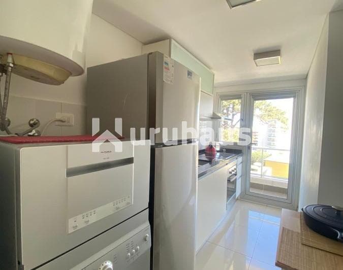 Venta Apartamento Dos Dorm. Aidy Grill Edificio Wind Tower - 5