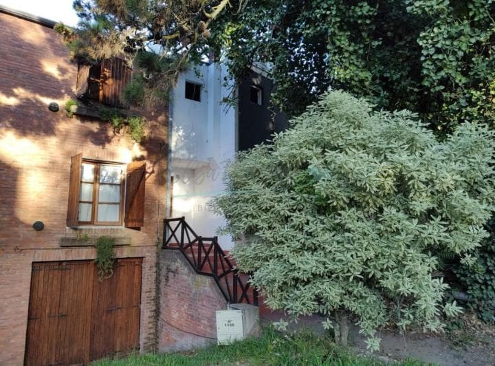 Triplex Cuatro Ambientes en Venta - Pinamar - 2