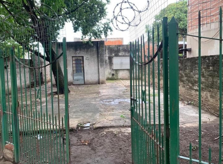 Casa a Refaccionar en Excelente Ubicacion! - 3