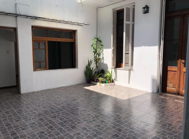 PH Para Destino Comercial Amplio con Gran Patio, sin Expensas. Villa Urquiza (Monroe y Triunvirato) - 2