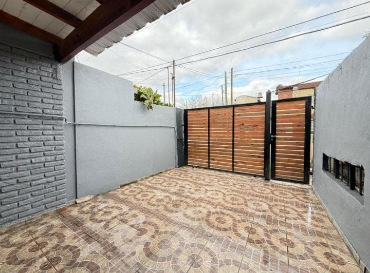 Venta Casa en Glew con Anticipo y Cuotas a Convenir - 4