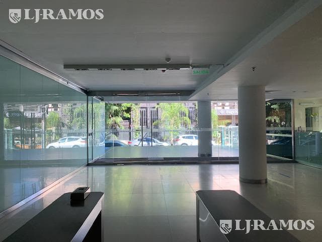 Alquiler de Oficina de 900 m² en Vicente López - 2