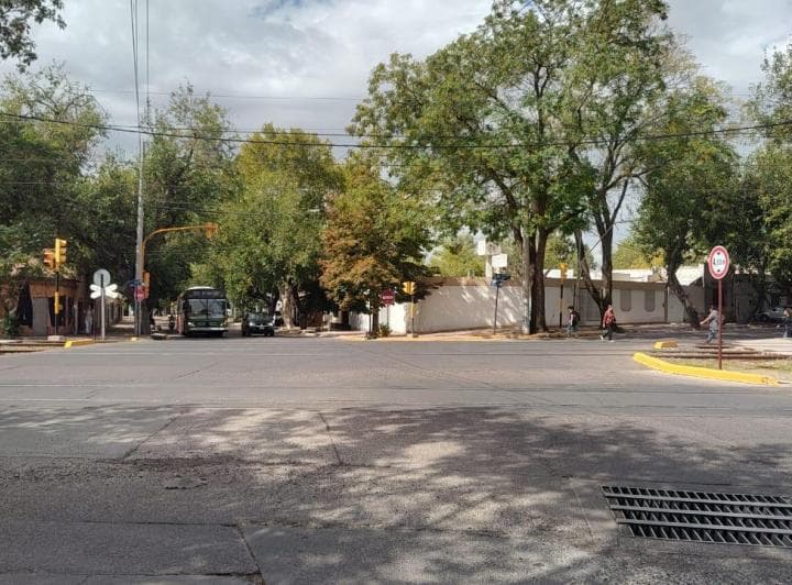 Lote en Venta, Sexta Sección, Mendoza. - 4