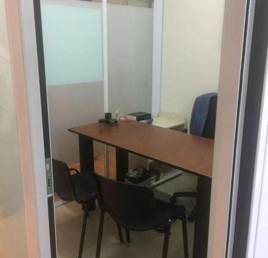 Paraná 100 Centro Oficina U$32.000 - 4