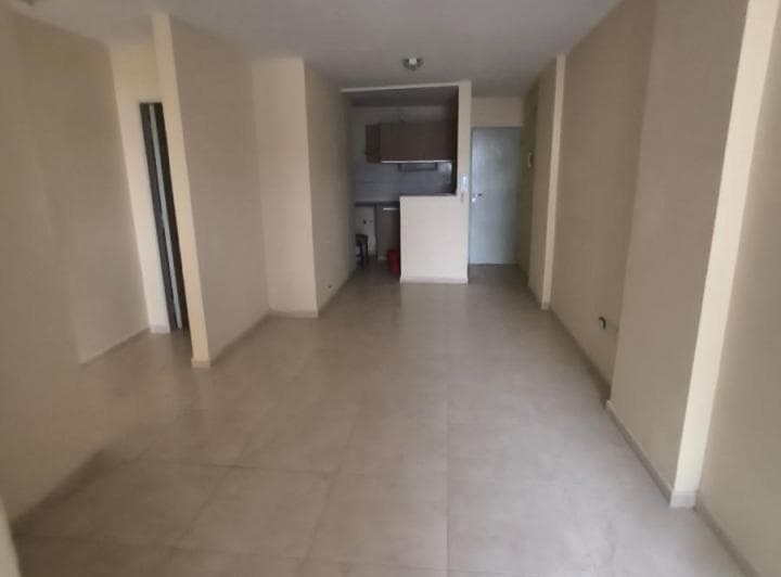 B° Gral Paz - Depto 1 Dorm, Gran Patio de 86 m² - 4