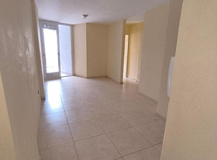 B° Gral Paz - Depto 1 Dorm, Gran Patio de 86 m² - 3