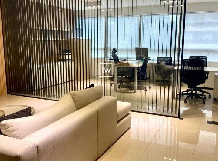 Liberateur - Oficina en Piso Alto - Aaa - Nuevo Ingreso! - 2