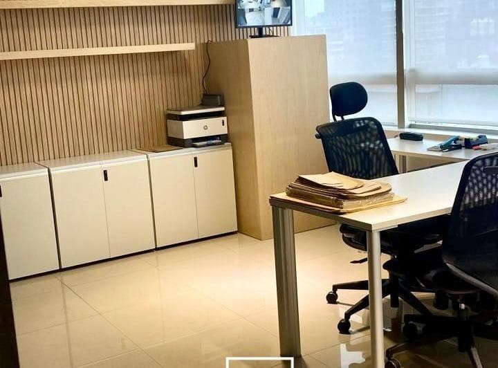 Liberateur - Oficina en Piso Alto - Aaa - Nuevo Ingreso! - 5