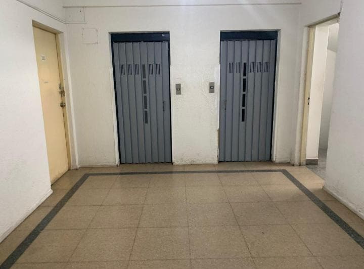 Oficina en Venta 48 E/ 7 y 8 Edificio Palacio de Cristal, La Plata. - 4