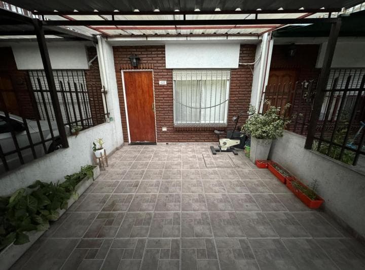 Duplex 3 Ambientes con Cochera y Patio - Apto Credito - 2