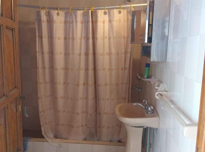 Oportunidad - Gran Casa en Lote Propio en Mar del Tuyu Sobre Calle 3 - 4