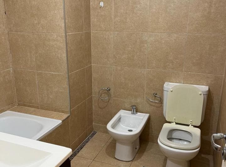 Nueva Cordoba - Velez Sarsfiel 1000 - Alquilo 1 Dorm. Liv Com. Cocina, Bño, Terrazac/asador, seguridad - 4