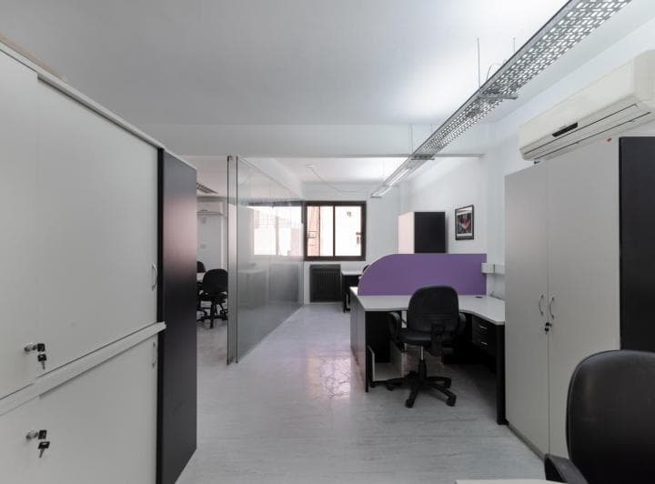 Venta de Oficina en Recoleta - Recepcion, Salas, 78 m Cubiertos - 4