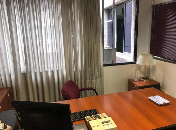 Oficina con 2 Cocheras, 130 m². San Nicolás - 3